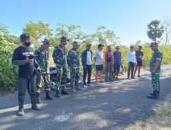 Koramil Marbo dan Masyarakat Gelar Karya Bakti Bersihkan Jalan Masuk Dusun Ongkoa