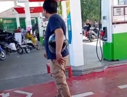 Jadi sorotan Pengendara di SPBU KALAMPA Pertanyakan penggunaan Kupon BBM.?? ADA APA.??